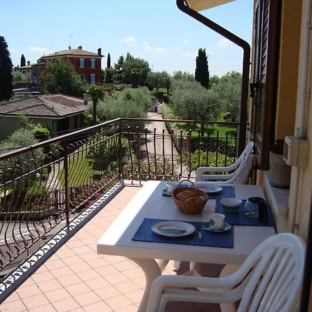 Casa Sole Con Terrazzo Бардолино